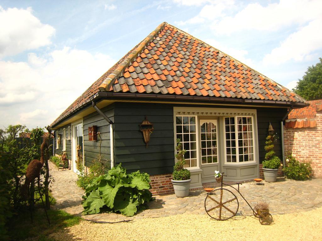 Charming Holiday Home In Zele Near The Forest Exterior photo