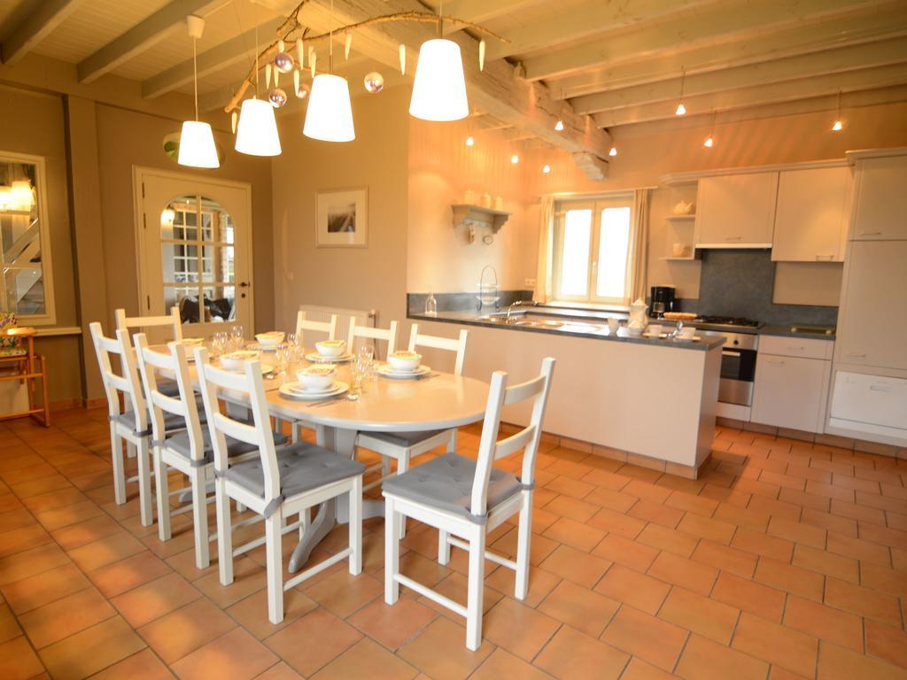 Charming Holiday Home In Zele Near The Forest Exterior photo